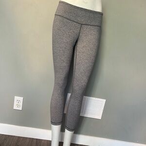 Lululemon Gray High-Waisted Leggings size 8